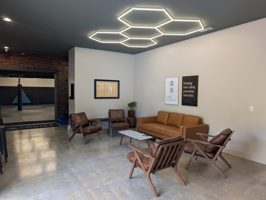 pxl 20260421 214818145